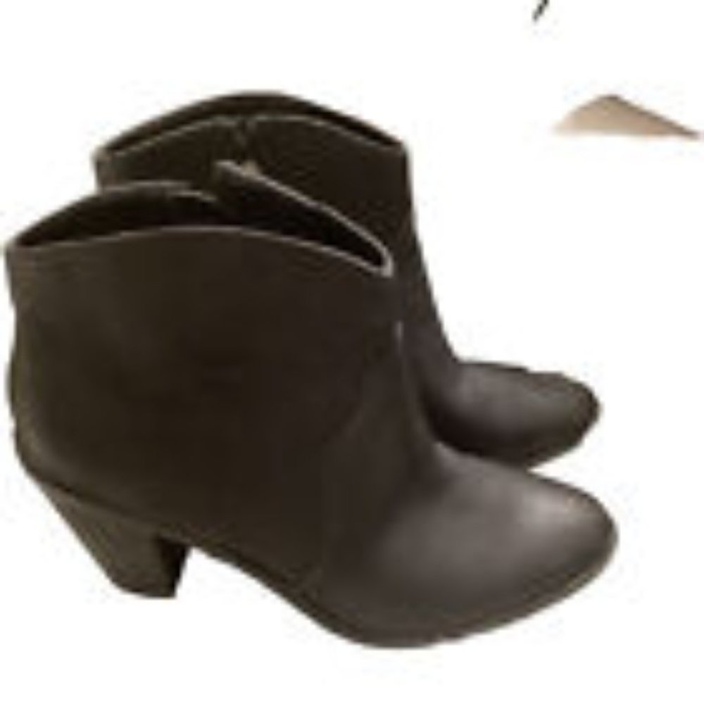 DV by Dolce Vita Side Zip Suede Ankle Boots Bootie Black Heeled Women Size 12